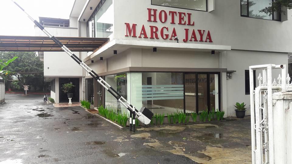 Hotel Marga Jaya Μπογκόρ Εξωτερικό φωτογραφία